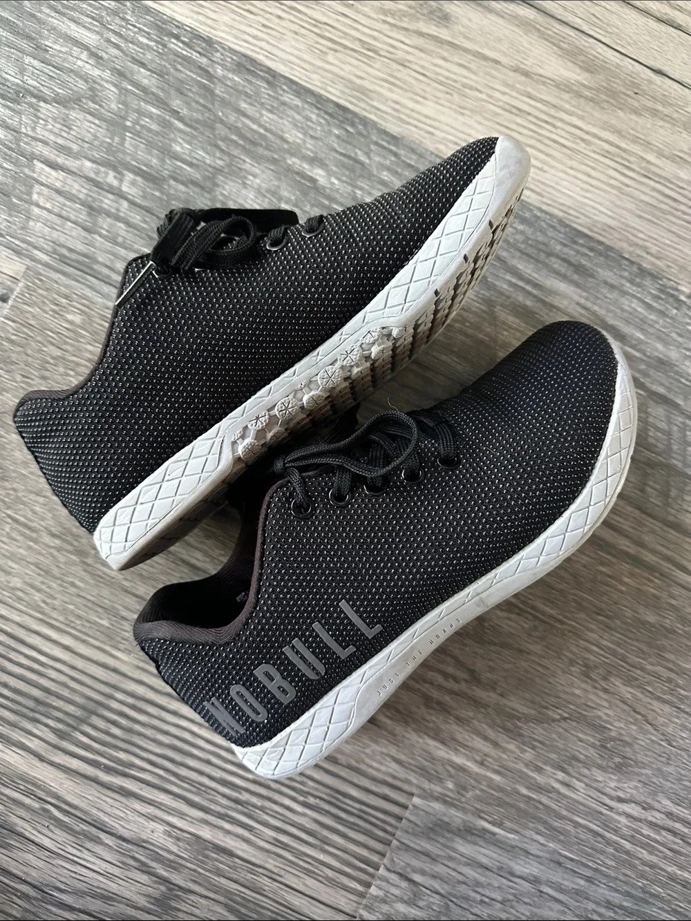 NOBULL super fabric trainers black and gray women’s 7.5